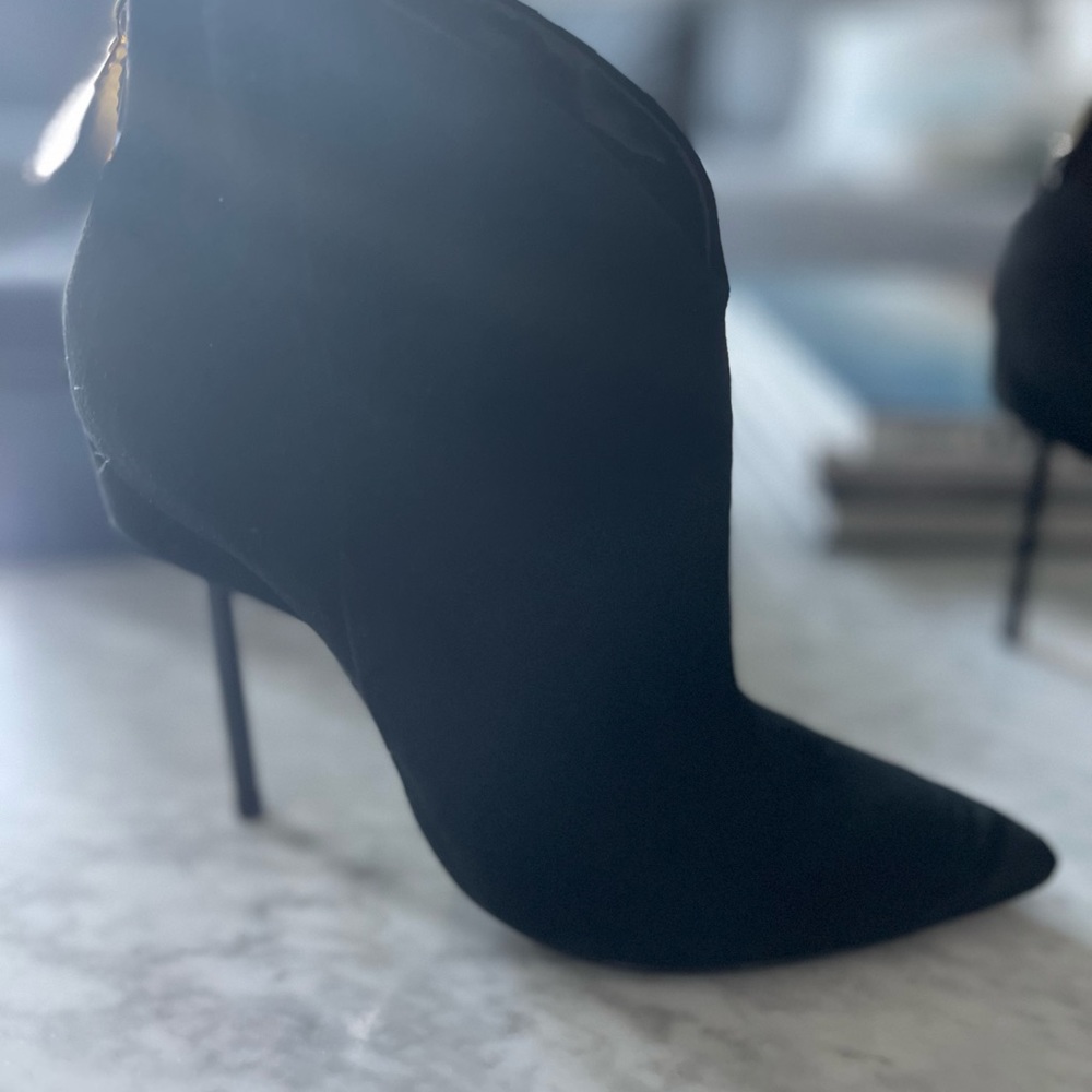 Ankle boots Schutz leather suede us7